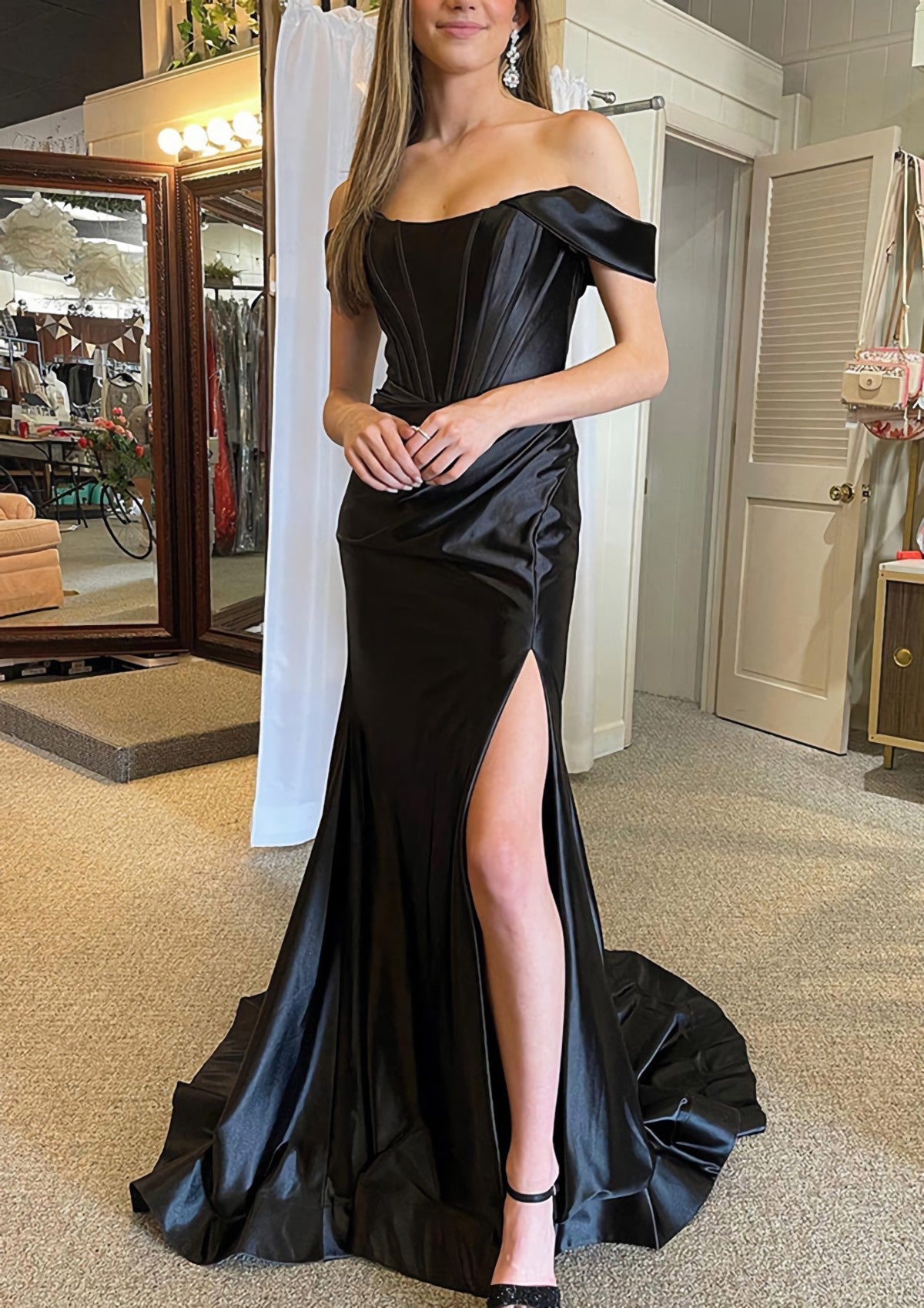 Trumpet/Mermaid Off-the-Shoulder Regular Straps Court Train Silk like Satin Corset Prom Dress With Pleated Split outfit, Bridesmaids Dress With Lace