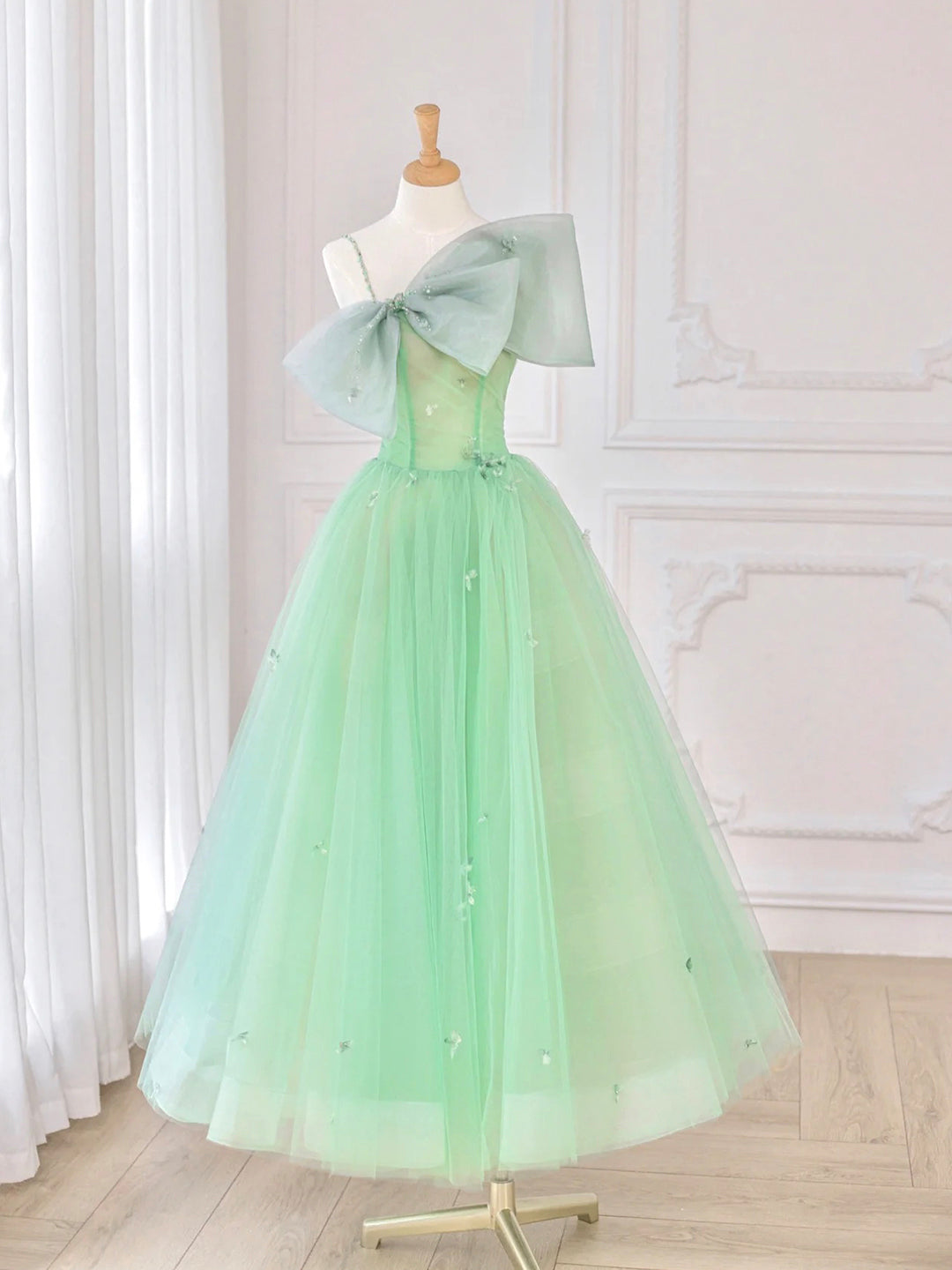 Green Tulle Short Corset Prom Dress, A-Line Evening Dress with Bow outfit, Prom Dress Silk